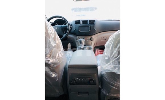 Acheter Import Voiture Toyota Highlander Autre à Import - Dubai, Région de la Bouenza Acheter Import Voiture Toyota Highlander Autre à Import - Dubai, Région de la Bouenza