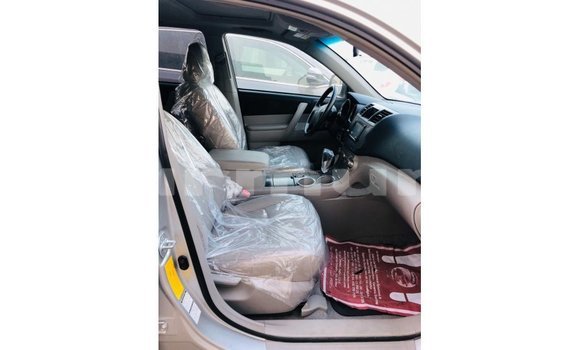 Acheter Import Voiture Toyota Highlander Autre à Import - Dubai, Région de la Bouenza Acheter Import Voiture Toyota Highlander Autre à Import - Dubai, Région de la Bouenza