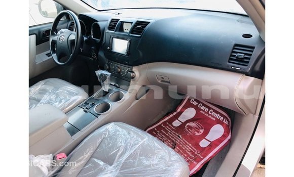 Acheter Import Voiture Toyota Highlander Autre à Import - Dubai, Région de la Bouenza Acheter Import Voiture Toyota Highlander Autre à Import - Dubai, Région de la Bouenza