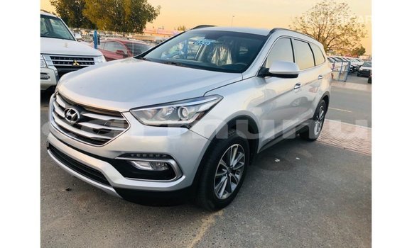 Acheter Import Voiture Hyundai Santa Fe Autre à Import - Dubai, Région de la Bouenza Acheter Import Voiture Hyundai Santa Fe Autre à Import - Dubai, Région de la Bouenza