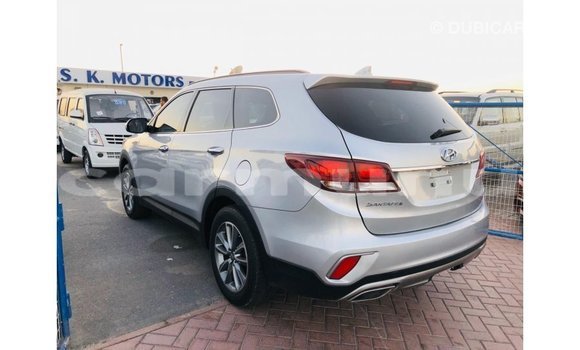Acheter Import Voiture Hyundai Santa Fe Autre à Import - Dubai, Région de la Bouenza Acheter Import Voiture Hyundai Santa Fe Autre à Import - Dubai, Région de la Bouenza