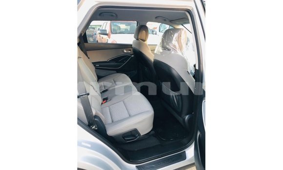 Acheter Import Voiture Hyundai Santa Fe Autre à Import - Dubai, Région de la Bouenza Acheter Import Voiture Hyundai Santa Fe Autre à Import - Dubai, Région de la Bouenza