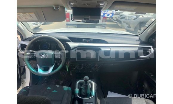 Buy Import Toyota Hilux White Car in Import - Dubai in Region of Bouenza Buy Import Toyota Hilux White Car in Import - Dubai in Region of Bouenza