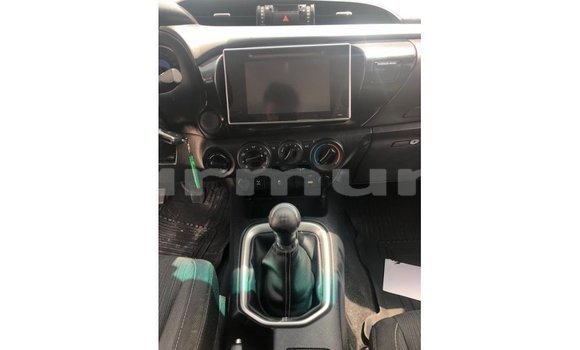 Buy Import Toyota Hilux White Car in Import - Dubai in Region of Bouenza Buy Import Toyota Hilux White Car in Import - Dubai in Region of Bouenza
