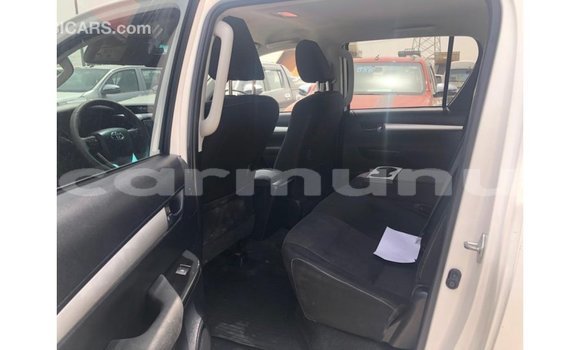 Buy Import Toyota Hilux White Car in Import - Dubai in Region of Bouenza Buy Import Toyota Hilux White Car in Import - Dubai in Region of Bouenza