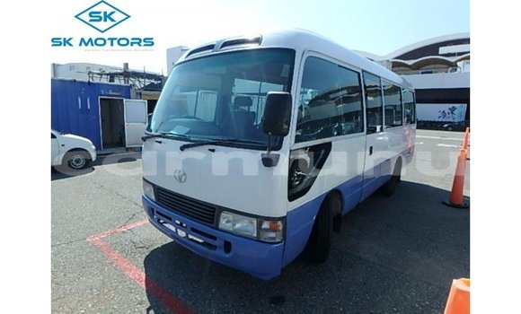 Buy Import Toyota Coaster White Car in Import - Dubai in Region of Bouenza Buy Import Toyota Coaster White Car in Import - Dubai in Region of Bouenza