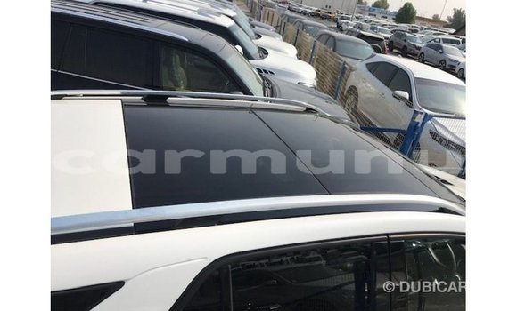 Buy Import Mercedes-Benz 190 White Car in Import - Dubai in Region of Bouenza Buy Import Mercedes-Benz 190 White Car in Import - Dubai in Region of Bouenza