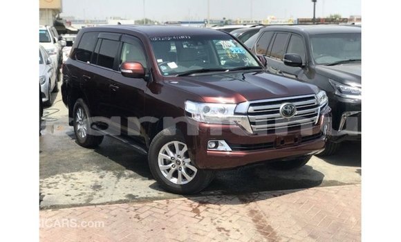 Buy Import Toyota Land Cruiser Red Car in Import - Dubai in Region of Bouenza Buy Import Toyota Land Cruiser Red Car in Import - Dubai in Region of Bouenza