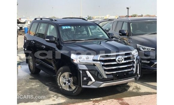 Buy Import Toyota Land Cruiser Black Car in Import - Dubai in Region of Bouenza Buy Import Toyota Land Cruiser Black Car in Import - Dubai in Region of Bouenza
