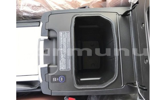 Buy Import Toyota Land Cruiser Black Car in Import - Dubai in Region of Bouenza Buy Import Toyota Land Cruiser Black Car in Import - Dubai in Region of Bouenza