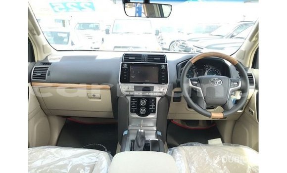 Acheter Import Voiture Toyota Prado Blanc à Import - Dubai, Région de la Bouenza Acheter Import Voiture Toyota Prado Blanc à Import - Dubai, Région de la Bouenza