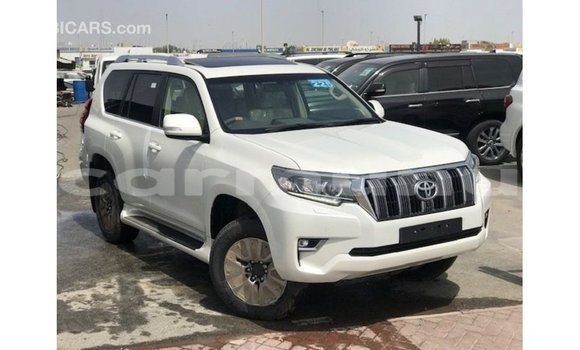 Acheter Import Voiture Toyota Prado Blanc à Import - Dubai, Région de la Bouenza Acheter Import Voiture Toyota Prado Blanc à Import - Dubai, Région de la Bouenza