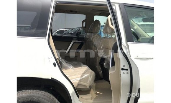 Acheter Import Voiture Toyota Prado Blanc à Import - Dubai, Région de la Bouenza Acheter Import Voiture Toyota Prado Blanc à Import - Dubai, Région de la Bouenza