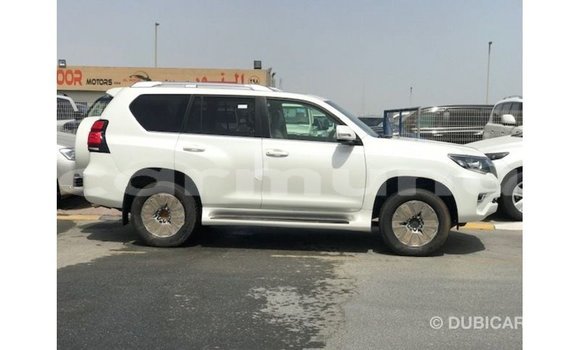 Acheter Import Voiture Toyota Prado Blanc à Import - Dubai, Région de la Bouenza Acheter Import Voiture Toyota Prado Blanc à Import - Dubai, Région de la Bouenza