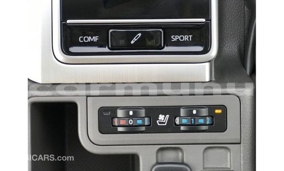 Acheter Import Voiture Toyota Prado Blanc à Import - Dubai, Région de la Bouenza Acheter Import Voiture Toyota Prado Blanc à Import - Dubai, Région de la Bouenza