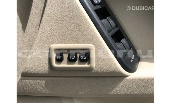 Acheter Import Voiture Toyota Prado Blanc à Import - Dubai, Région de la Bouenza Acheter Import Voiture Toyota Prado Blanc à Import - Dubai, Région de la Bouenza