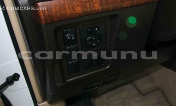 Buy Import Toyota Prado White Car in Import - Dubai in Region of Bouenza Buy Import Toyota Prado White Car in Import - Dubai in Region of Bouenza