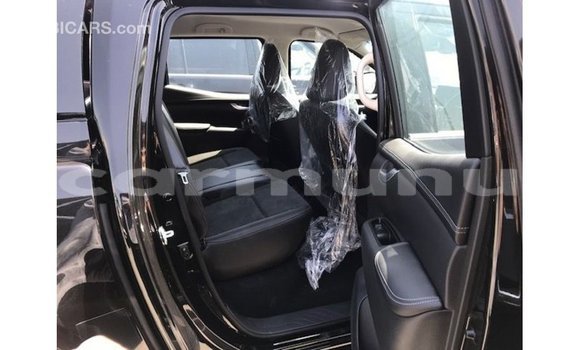Buy Import Mercedes-Benz 250 Black Car in Import - Dubai in Region of Bouenza Buy Import Mercedes-Benz 250 Black Car in Import - Dubai in Region of Bouenza