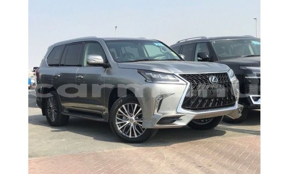 Acheter Import Voiture Lexus LX Autre à Import - Dubai, Région de la Bouenza Acheter Import Voiture Lexus LX Autre à Import - Dubai, Région de la Bouenza
