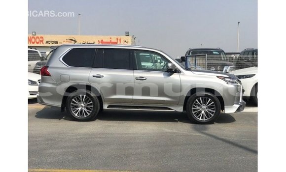 Acheter Import Voiture Lexus LX Autre à Import - Dubai, Région de la Bouenza Acheter Import Voiture Lexus LX Autre à Import - Dubai, Région de la Bouenza