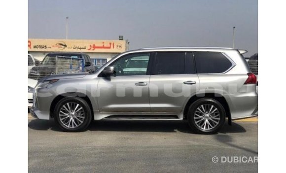 Acheter Import Voiture Lexus LX Autre à Import - Dubai, Région de la Bouenza Acheter Import Voiture Lexus LX Autre à Import - Dubai, Région de la Bouenza