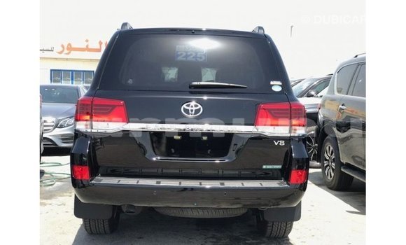 Acheter Import Voiture Toyota Land Cruiser Noir à Import - Dubai, Région de la Bouenza Acheter Import Voiture Toyota Land Cruiser Noir à Import - Dubai, Région de la Bouenza