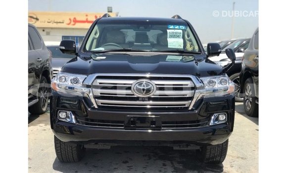 Acheter Import Voiture Toyota Land Cruiser Noir à Import - Dubai, Région de la Bouenza Acheter Import Voiture Toyota Land Cruiser Noir à Import - Dubai, Région de la Bouenza
