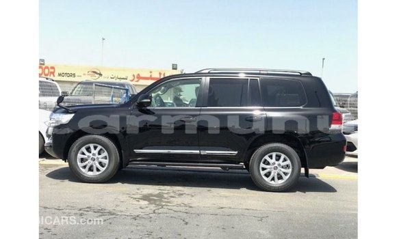 Acheter Import Voiture Toyota Land Cruiser Noir à Import - Dubai, Région de la Bouenza Acheter Import Voiture Toyota Land Cruiser Noir à Import - Dubai, Région de la Bouenza