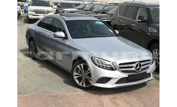 Buy Import Mercedes-Benz 200 Other Car in Import - Dubai in Region of Bouenza Buy Import Mercedes-Benz 200 Other Car in Import - Dubai in Region of Bouenza