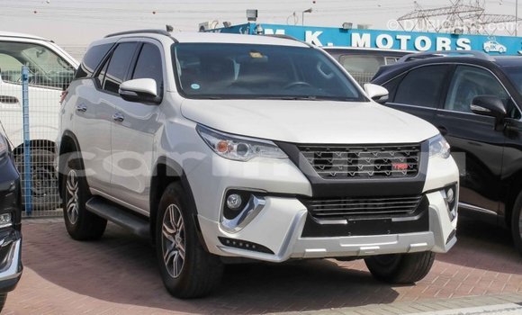 Buy Import Toyota Fortuner White Car in Import - Dubai in Region of Bouenza Buy Import Toyota Fortuner White Car in Import - Dubai in Region of Bouenza