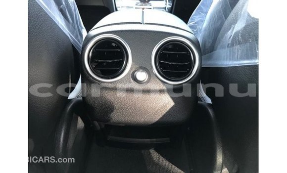 Buy Import Mercedes-Benz 200 Other Car in Import - Dubai in Region of Bouenza Buy Import Mercedes-Benz 200 Other Car in Import - Dubai in Region of Bouenza