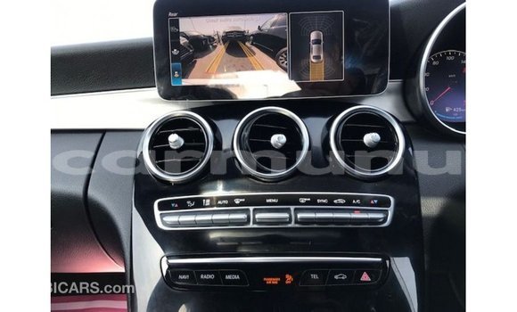 Buy Import Mercedes-Benz 200 Other Car in Import - Dubai in Region of Bouenza Buy Import Mercedes-Benz 200 Other Car in Import - Dubai in Region of Bouenza