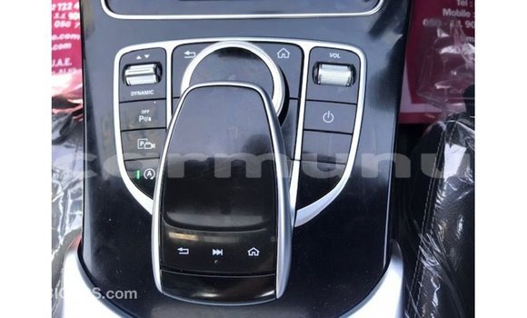 Buy Import Mercedes-Benz 200 Other Car in Import - Dubai in Region of Bouenza Buy Import Mercedes-Benz 200 Other Car in Import - Dubai in Region of Bouenza