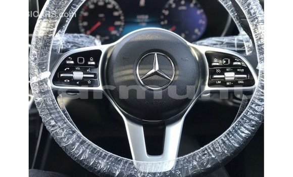Buy Import Mercedes-Benz 200 Other Car in Import - Dubai in Region of Bouenza Buy Import Mercedes-Benz 200 Other Car in Import - Dubai in Region of Bouenza