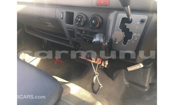 Buy Import Toyota Hiace White Car in Import - Dubai in Region of Bouenza Buy Import Toyota Hiace White Car in Import - Dubai in Region of Bouenza
