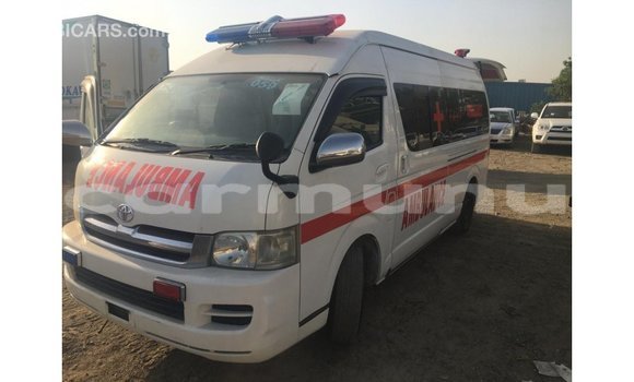 Buy Import Toyota Hiace White Car in Import - Dubai in Region of Bouenza Buy Import Toyota Hiace White Car in Import - Dubai in Region of Bouenza