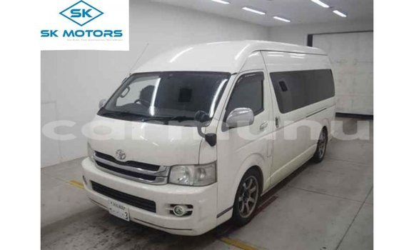 Acheter Import Voiture Toyota Hiace Blanc à Import - Dubai, Région de la Bouenza Acheter Import Voiture Toyota Hiace Blanc à Import - Dubai, Région de la Bouenza