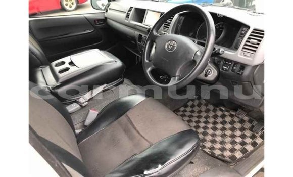 Buy Import Toyota Hiace White Car in Import - Dubai in Region of Bouenza Buy Import Toyota Hiace White Car in Import - Dubai in Region of Bouenza