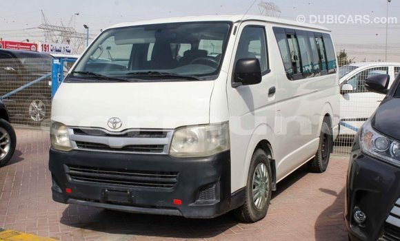 Buy Import Toyota Hiace White Car in Import - Dubai in Region of Bouenza Buy Import Toyota Hiace White Car in Import - Dubai in Region of Bouenza
