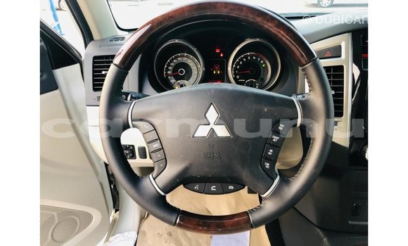Buy Import Mitsubishi Pajero White Car in Import - Dubai in Region of Bouenza Buy Import Mitsubishi Pajero White Car in Import - Dubai in Region of Bouenza
