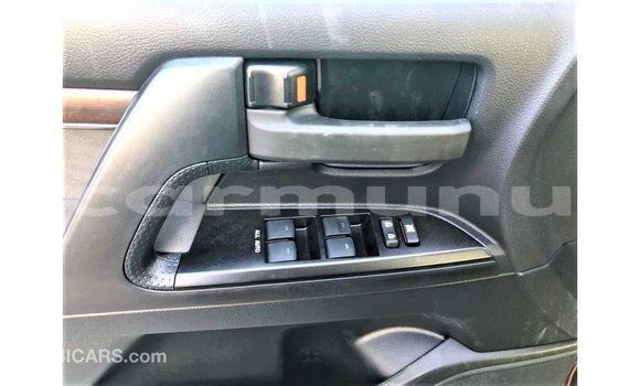 Acheter Import Voiture Toyota Land Cruiser Autre à Import - Dubai, Région de la Bouenza Acheter Import Voiture Toyota Land Cruiser Autre à Import - Dubai, Région de la Bouenza