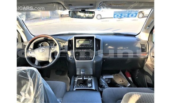 Acheter Import Voiture Toyota Land Cruiser Autre à Import - Dubai, Région de la Bouenza Acheter Import Voiture Toyota Land Cruiser Autre à Import - Dubai, Région de la Bouenza