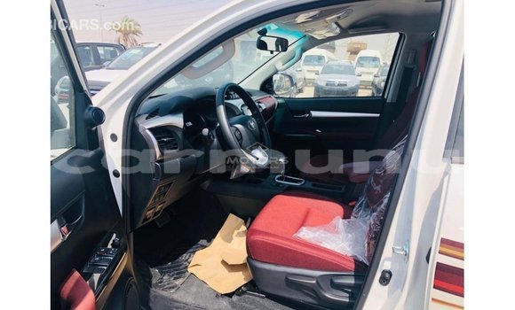 Buy Import Toyota Hilux White Car in Import - Dubai in Region of Bouenza Buy Import Toyota Hilux White Car in Import - Dubai in Region of Bouenza