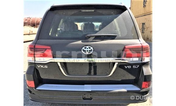 Acheter Import Voiture Toyota Land Cruiser Noir à Import - Dubai, Région de la Bouenza Acheter Import Voiture Toyota Land Cruiser Noir à Import - Dubai, Région de la Bouenza