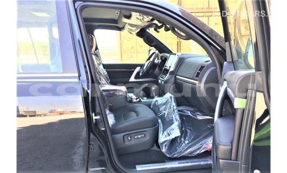 Acheter Import Voiture Toyota Land Cruiser Noir à Import - Dubai, Région de la Bouenza Acheter Import Voiture Toyota Land Cruiser Noir à Import - Dubai, Région de la Bouenza