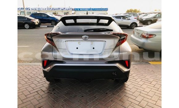 Acheter Import Voiture Toyota C-HR Autre à Import - Dubai, Région de la Bouenza Acheter Import Voiture Toyota C-HR Autre à Import - Dubai, Région de la Bouenza