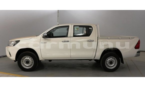 Acheter Import Voiture Toyota Hilux Blanc à Import - Dubai, Région de la Bouenza Acheter Import Voiture Toyota Hilux Blanc à Import - Dubai, Région de la Bouenza
