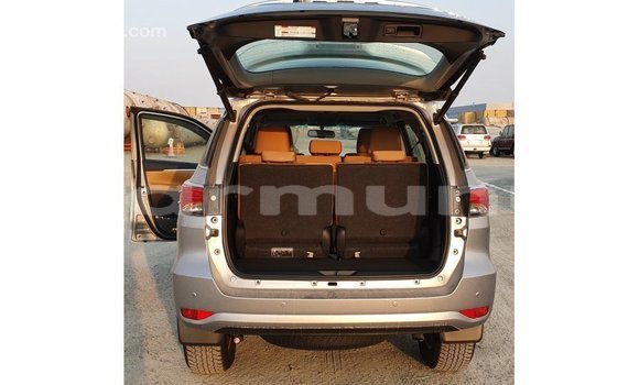 Buy Import Toyota Fortuner Other Car in Import - Dubai in Region of Bouenza Buy Import Toyota Fortuner Other Car in Import - Dubai in Region of Bouenza