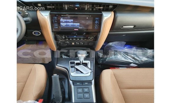Buy Import Toyota Fortuner Other Car in Import - Dubai in Region of Bouenza Buy Import Toyota Fortuner Other Car in Import - Dubai in Region of Bouenza