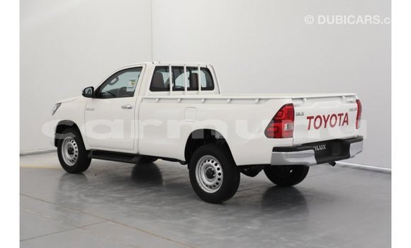 Acheter Import Voiture Toyota Hilux Blanc à Import - Dubai, Région de la Bouenza Acheter Import Voiture Toyota Hilux Blanc à Import - Dubai, Région de la Bouenza